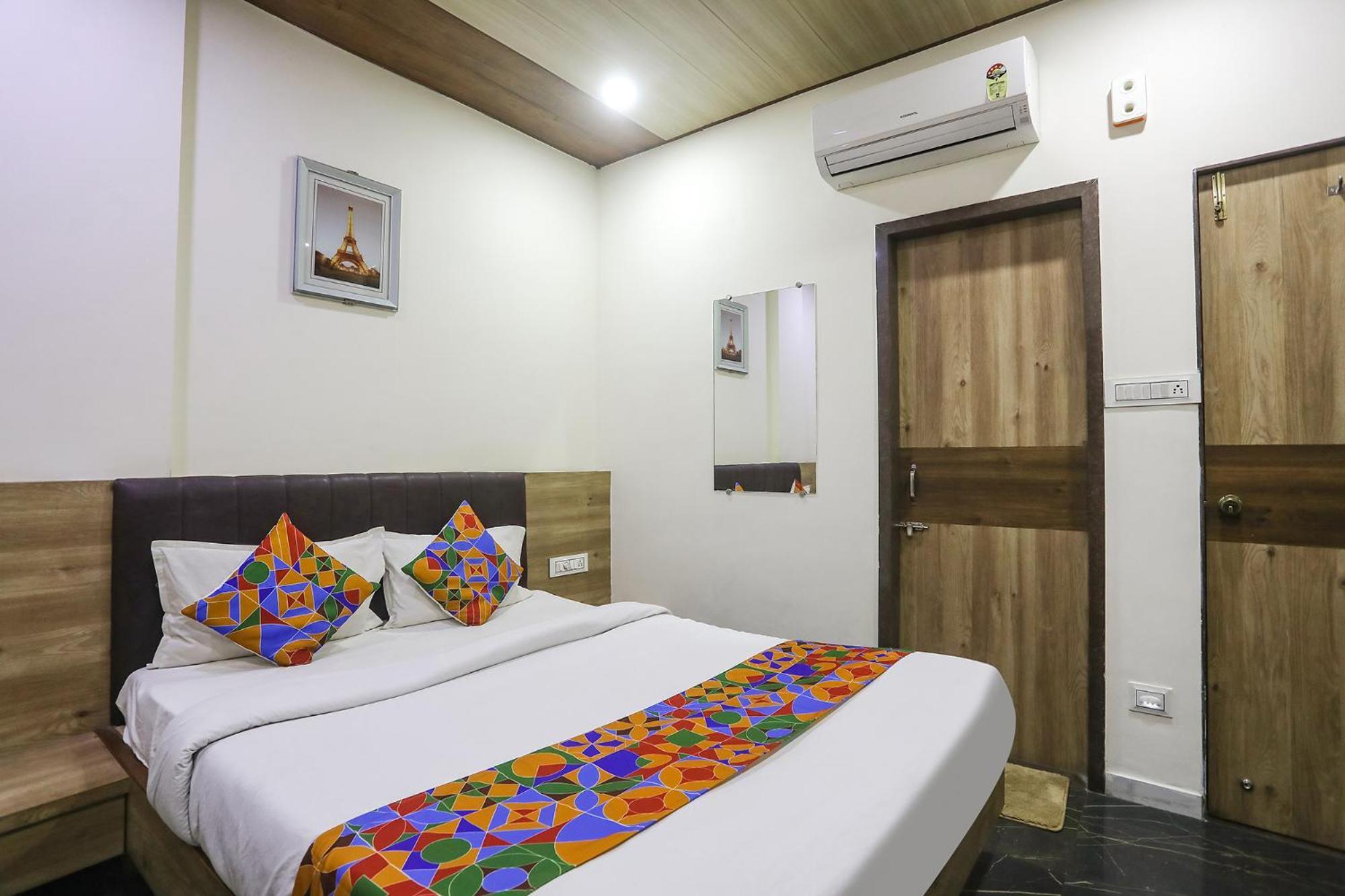 Fabhotel Vedanta Inn - Nr Sitabudli Fort Nagpur Exterior foto